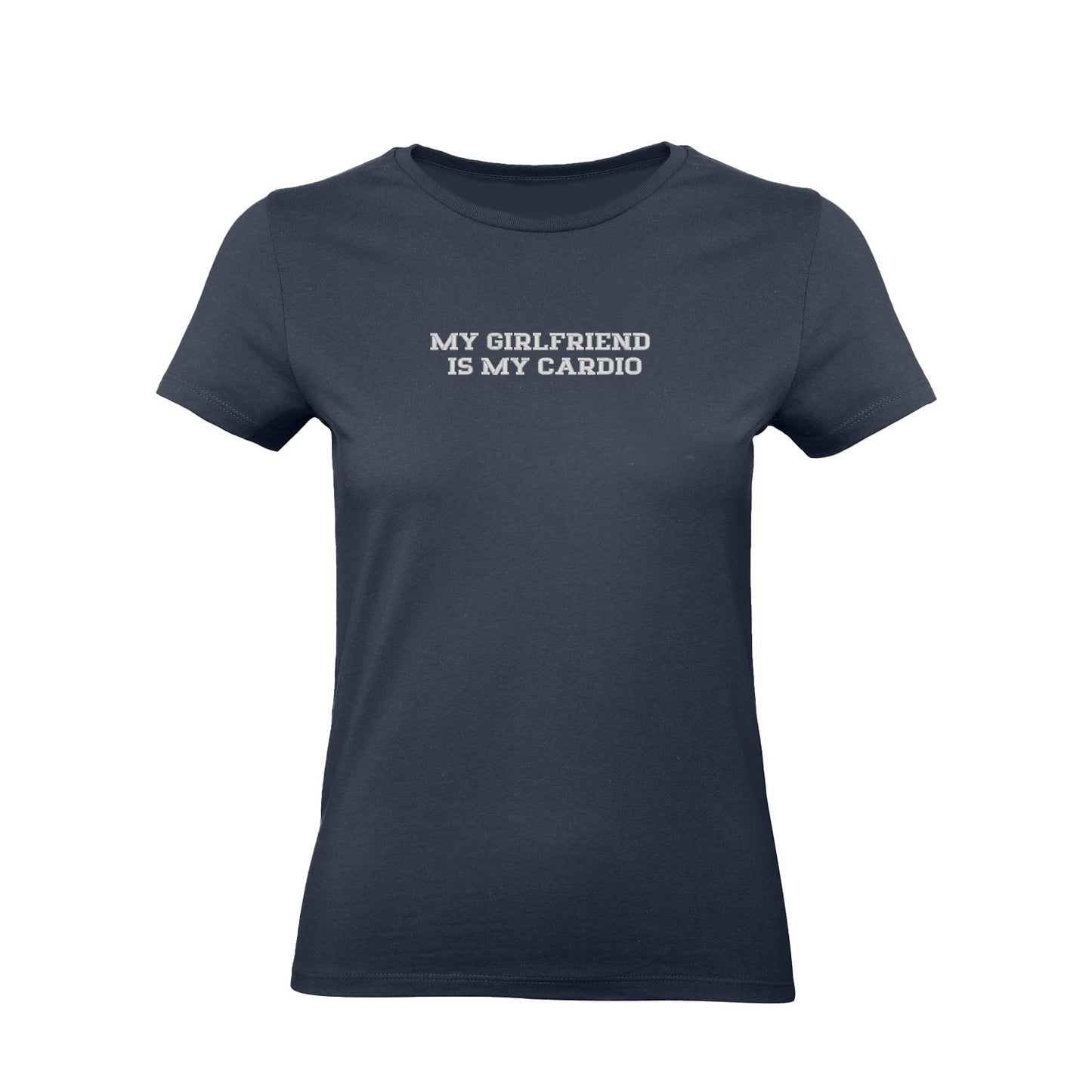 Koszulka z haftem "MY GIRLFRIEND IS MY CARDIO" – romantyczna, zabawna i trwała Haft z radości - nadruki i haft na odzieży Warszawa