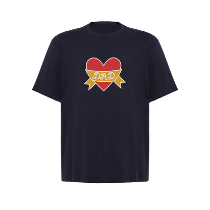Koszulka oversize "Dad Heart Tattoo" z haftem – klasyczny wzór dla taty z charakterem Haft z radości